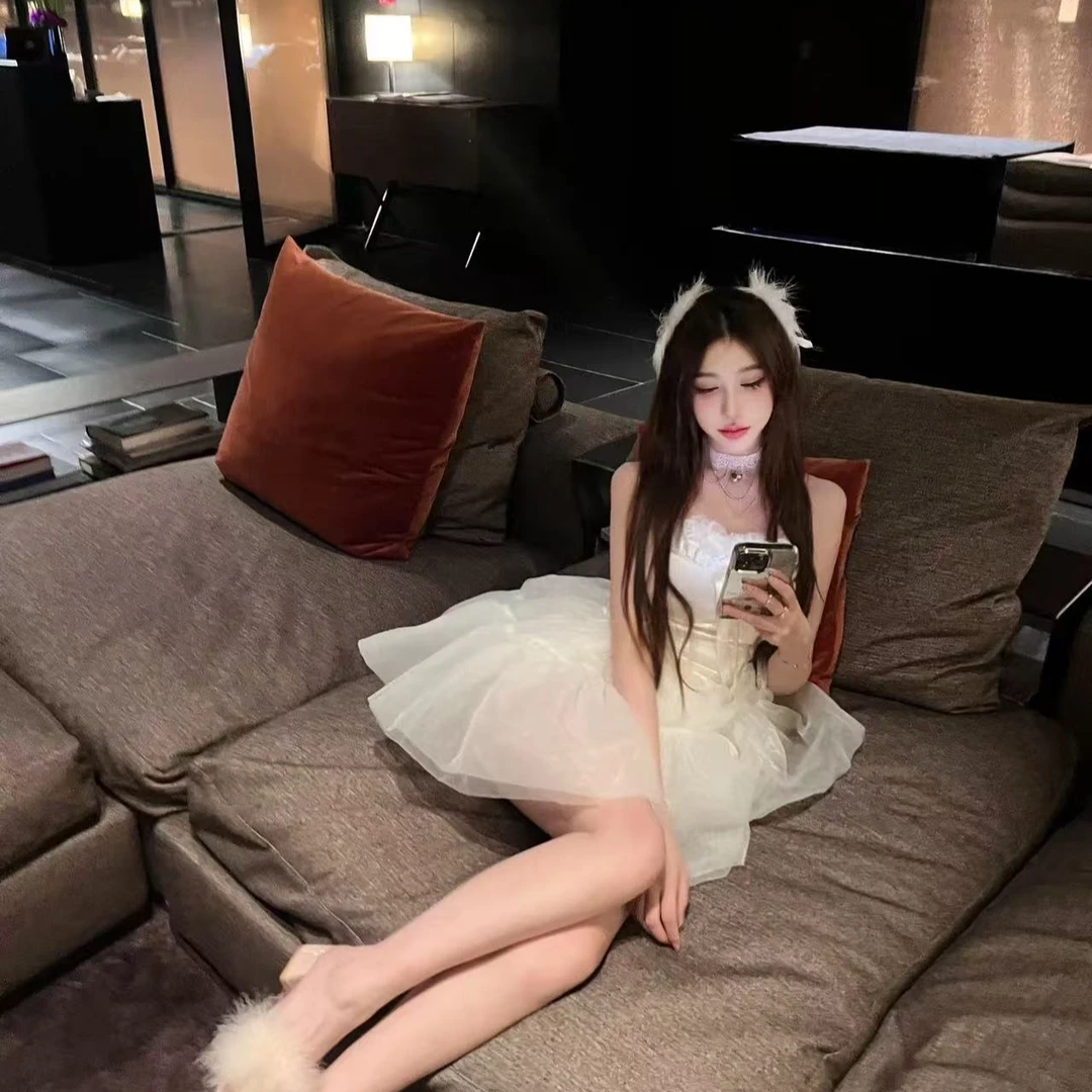 孤品千金公主辣妹修身性感吊带春夏时尚显瘦夏季收腰小众连衣裙