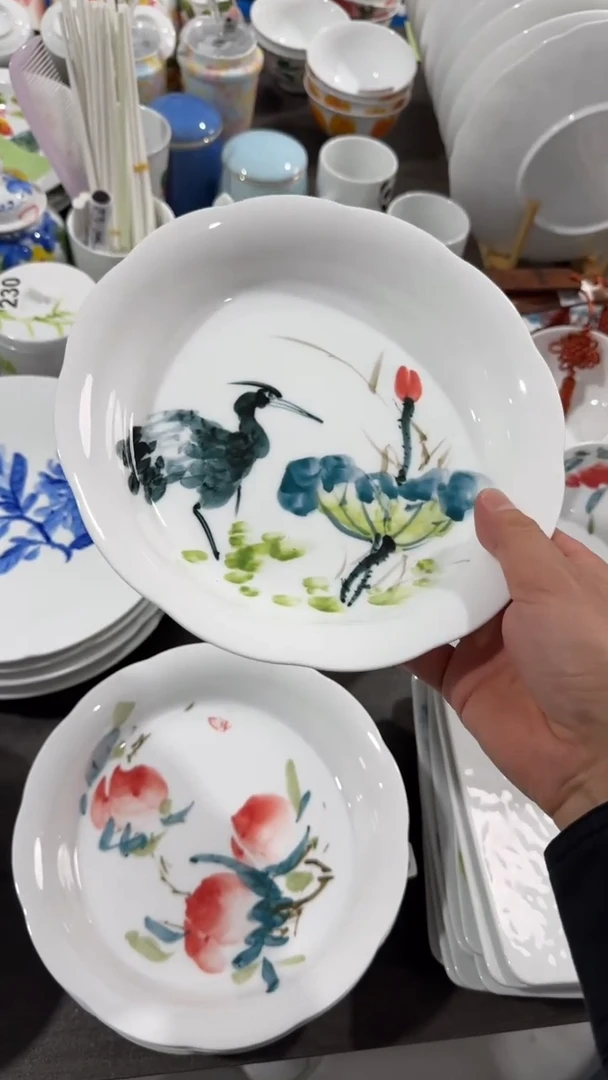 其他景德镇高温瓷（玉泥花边深盘）