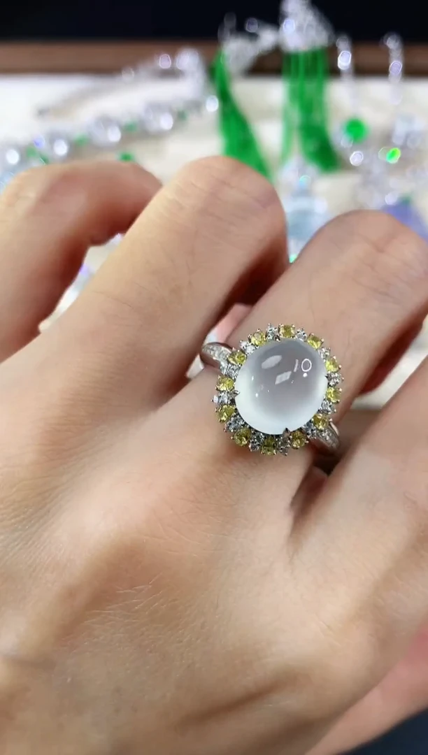 18K金镶嵌戒指翡翠141|13800