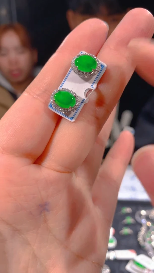 【闪购商品】定制翡翠未镶嵌24多样性发货（发其一）