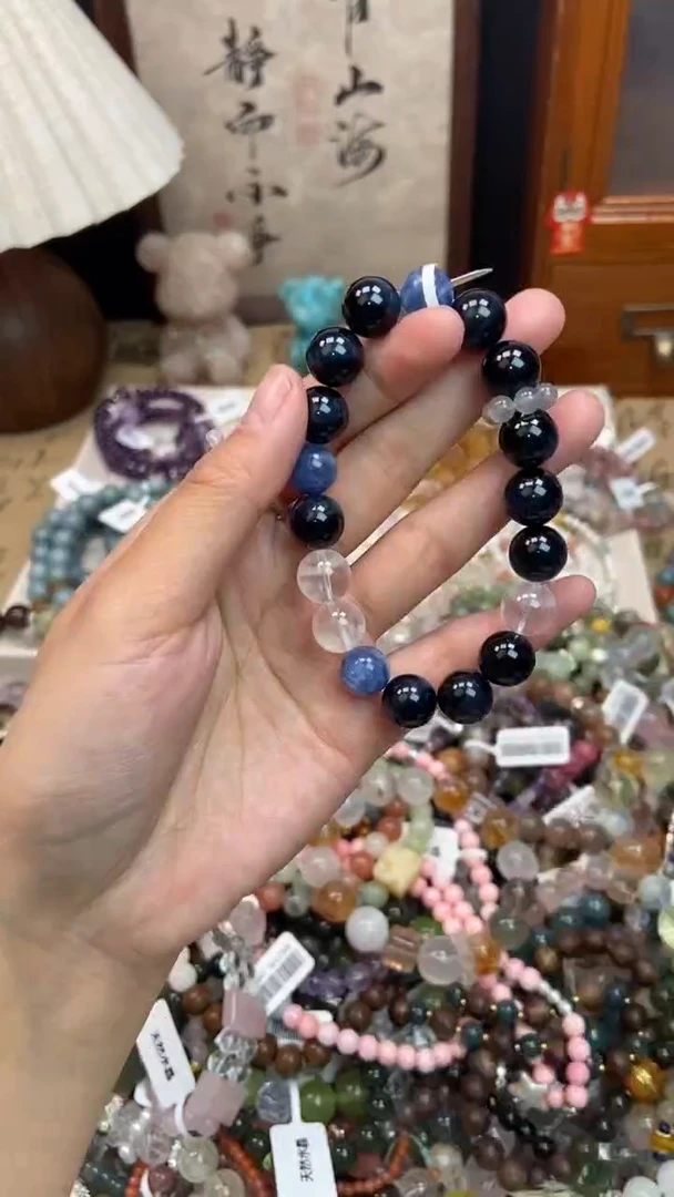 未镶嵌石英质玉手饰414