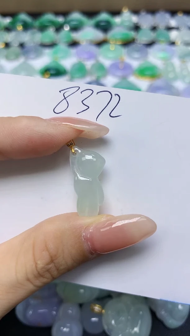 翡翠未镶嵌颈饰天然缅甸翡翠A货