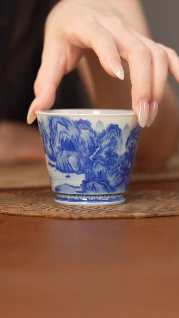 杯看山柴窑青花山水