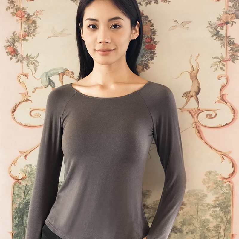 11067 秋冬女打底衫 长袖带胸垫背心 舒适温和 保暖上衣