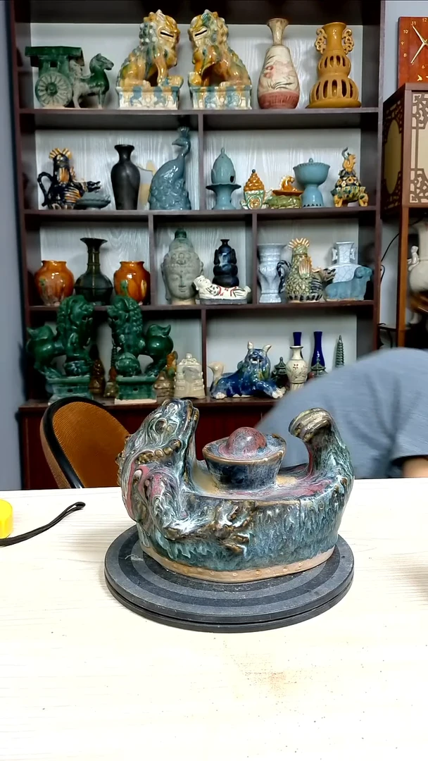 经典精美复古风格瓷器