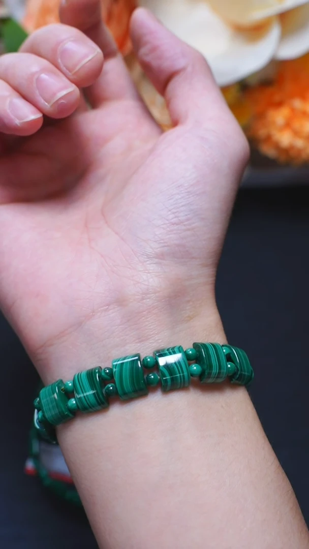 孔雀石未镶嵌K012孔雀石手牌多样性发其一