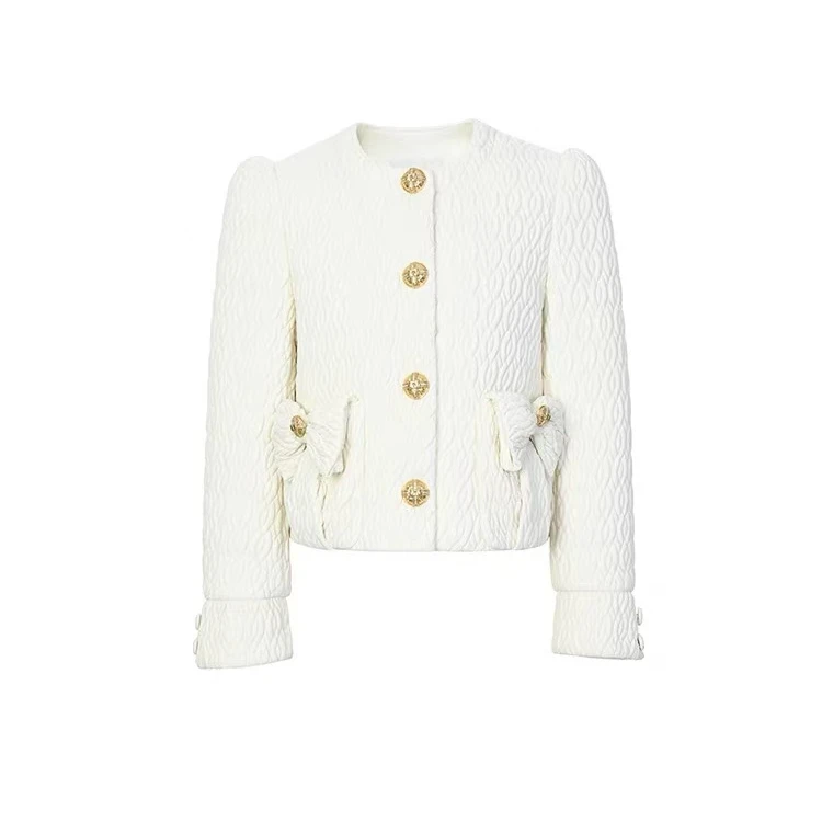 LeFame/拉飞姆2024冬季新绞花绗缝短款仿皮羽绒服FF24D41DC325