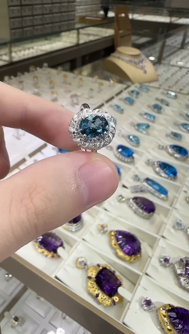 银S925镶嵌戒指托帕石伦敦蓝9*7mm