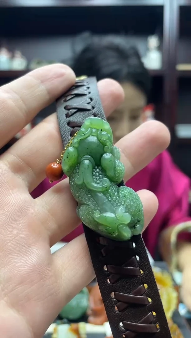未镶嵌手链和田玉多样性发*货拍一发一