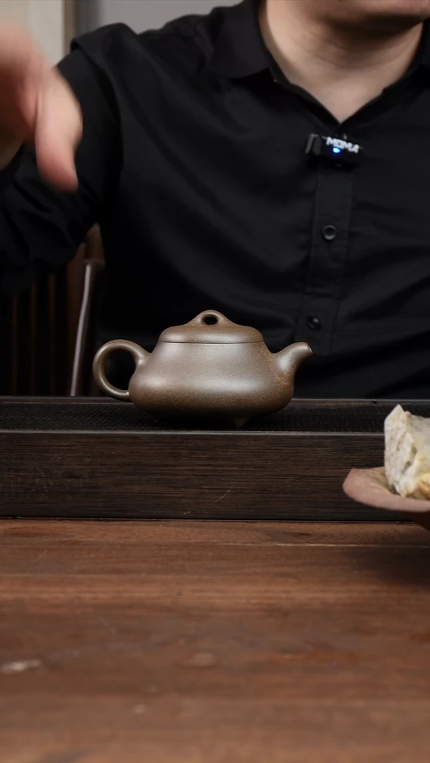 茶杯紫砂吹*人还原烧矮石瓢     220CC