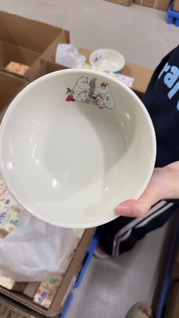 瓷片姆明渐变7寸碗(软樱粉)