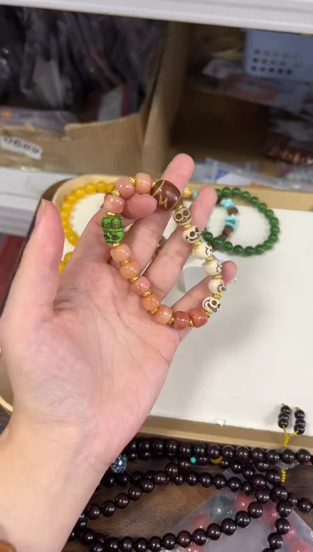 未镶嵌手链玛瑙/玉髓红肉闪电五眼粉骨阿呆藏式手串[2114]