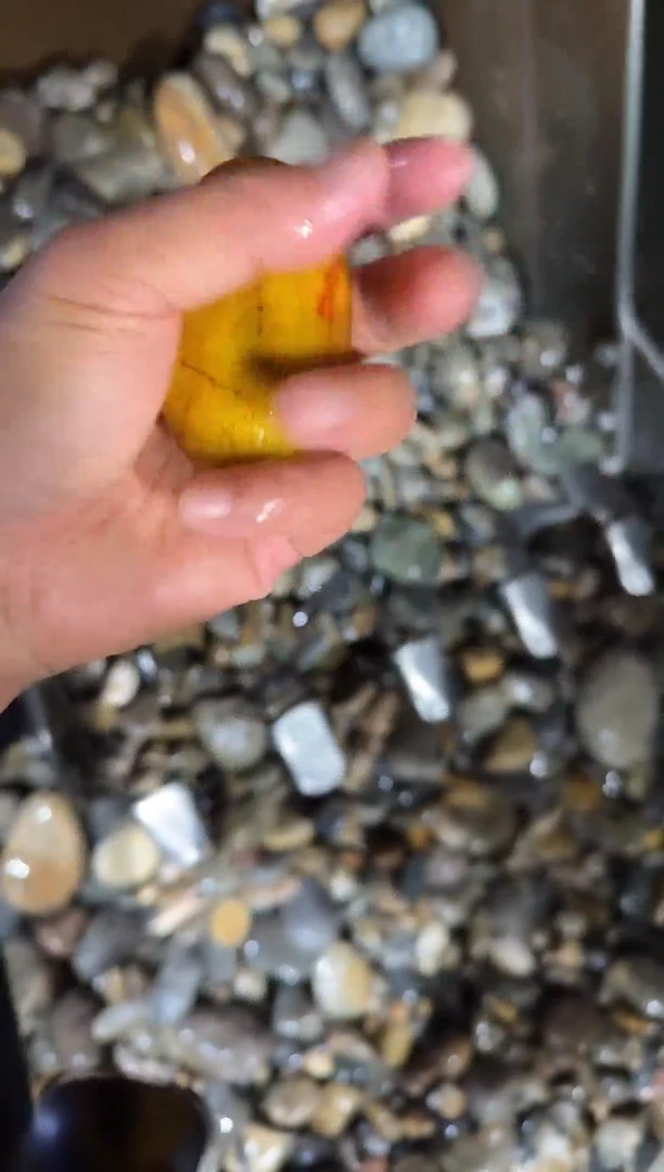 未镶嵌和田玉（糖玉）挂件66