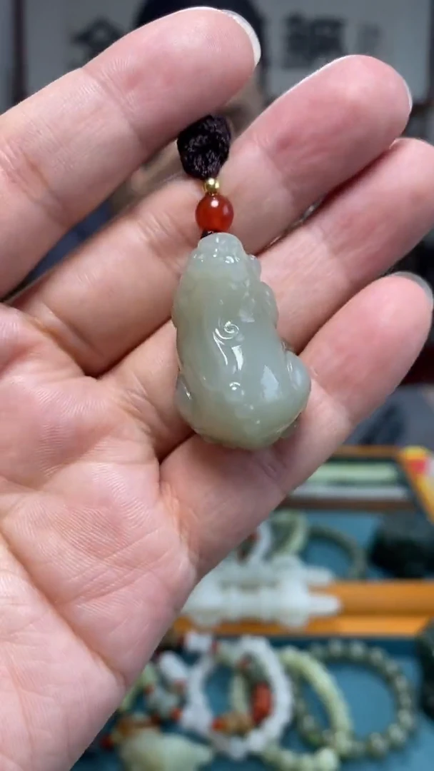 颈饰未镶嵌和田玉25