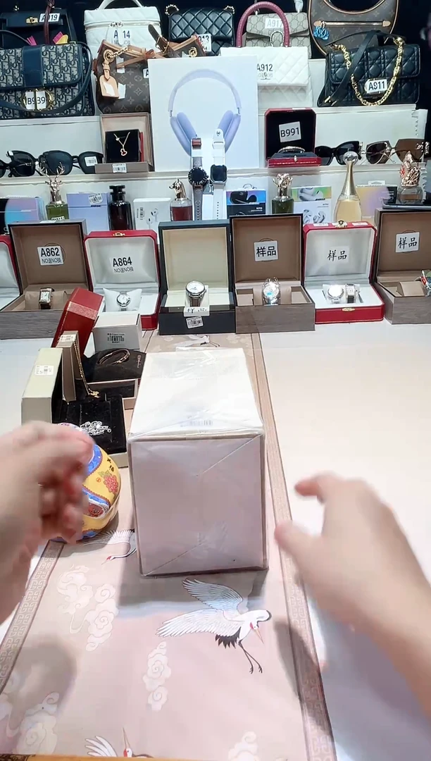 瓷片瓷器 库房到期 全部地板价@@1