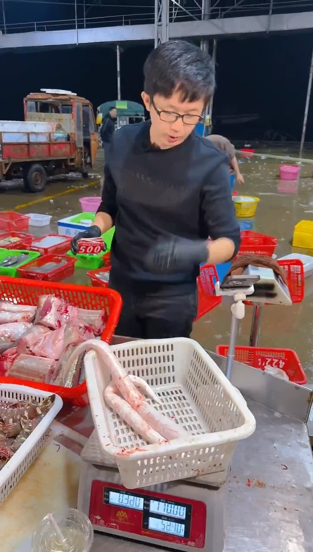 中国大陆小**，鳗鱼胶11111111111111