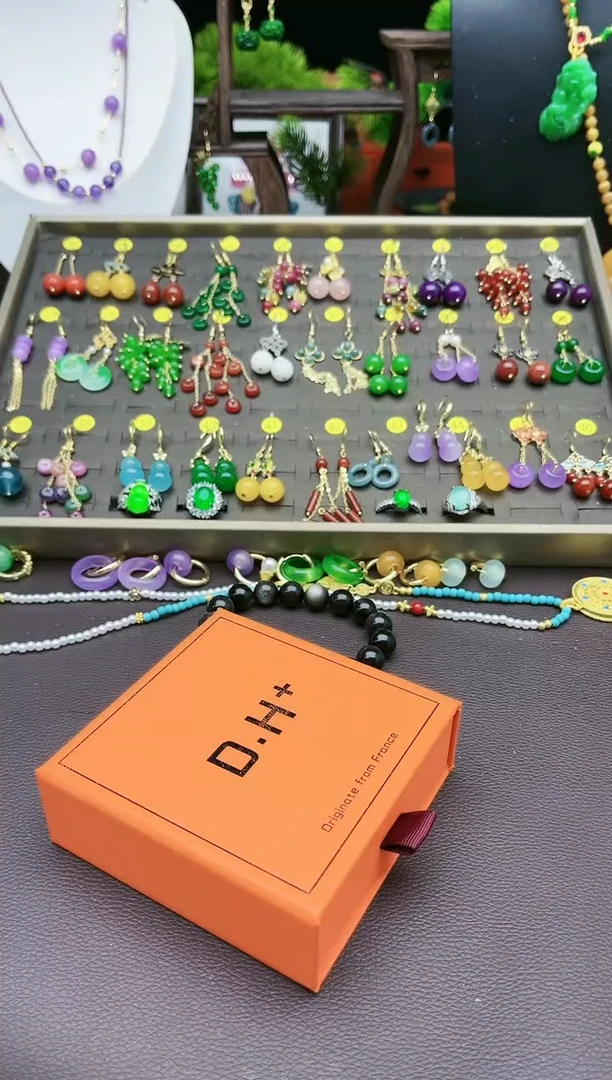 【闪购商品】南红玛瑙耳饰银S925镶嵌103000