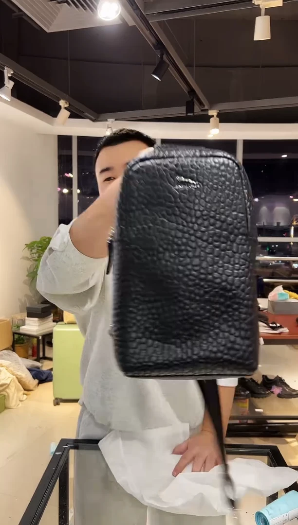 头层牛皮韩爵绅士包包皮具762