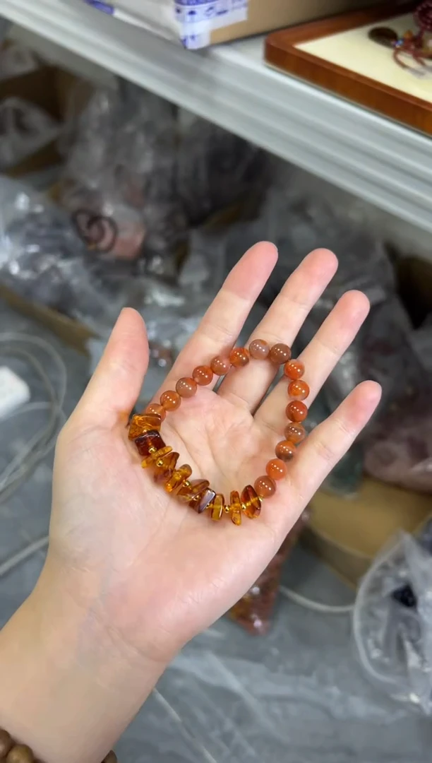 手链未镶嵌南红玛瑙火焰纹南红碎银几两手串[0047]