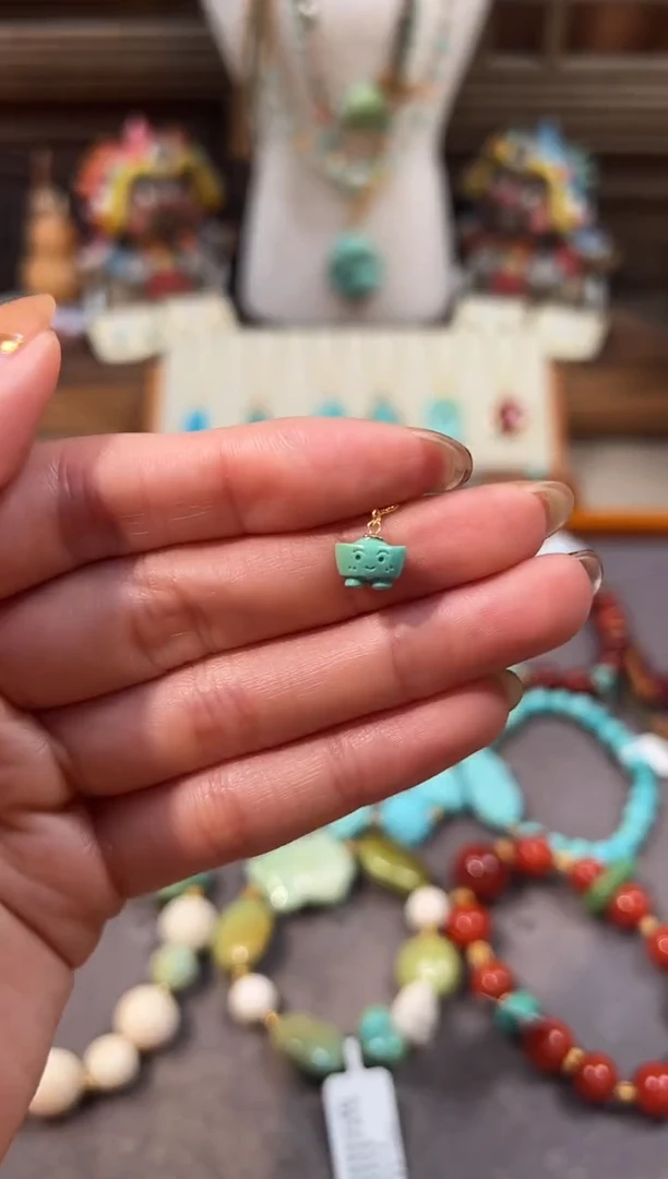 18K金镶嵌绿松石提溜绿松石提溜元宝