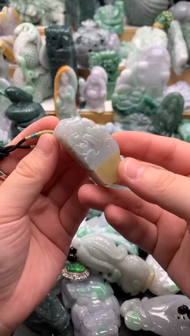吊坠(不含链)未镶嵌翡翠1