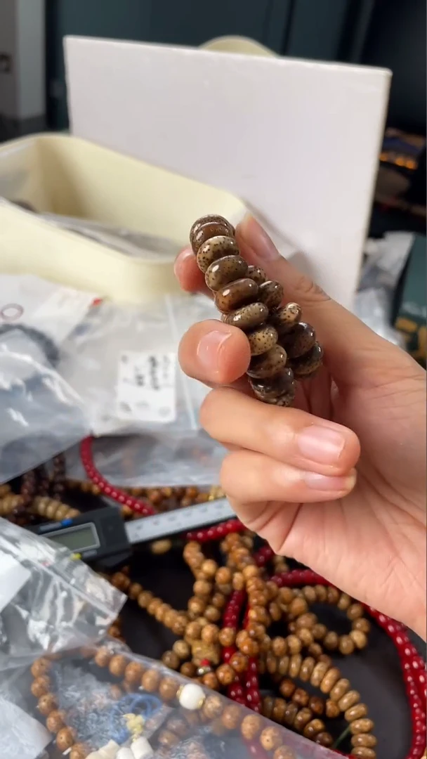 星月菩提手串精工级花皮药片12*6手串（B）