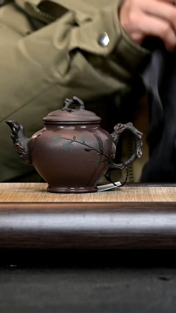 【闪购商品】紫砂茶壶JQ12835 全手松报春 底槽清