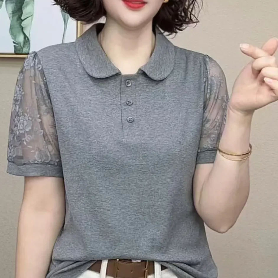 夏季新款时尚洋气短袖T恤宽松显瘦休闲百搭上衣翻领蕾丝拼接小衫