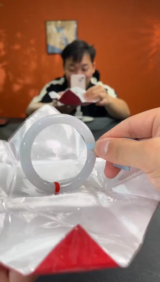 未镶嵌手镯翡翠13    52