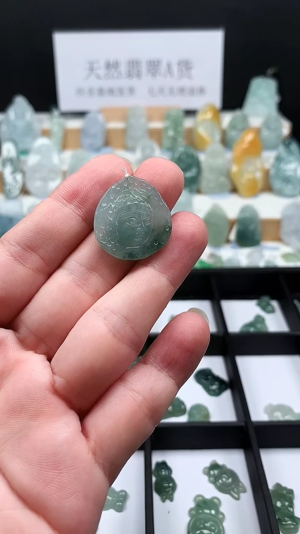 翡翠未镶嵌吊坠(不含链)31佛头