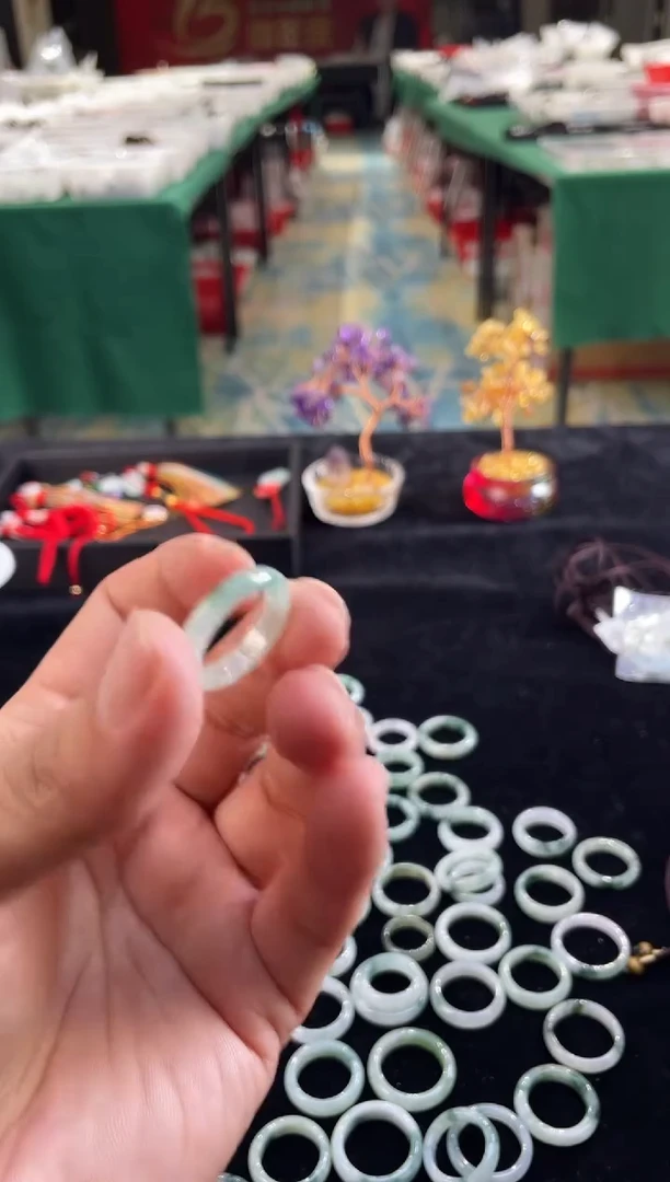 【闪购商品】翡翠戒指未镶嵌戒圈