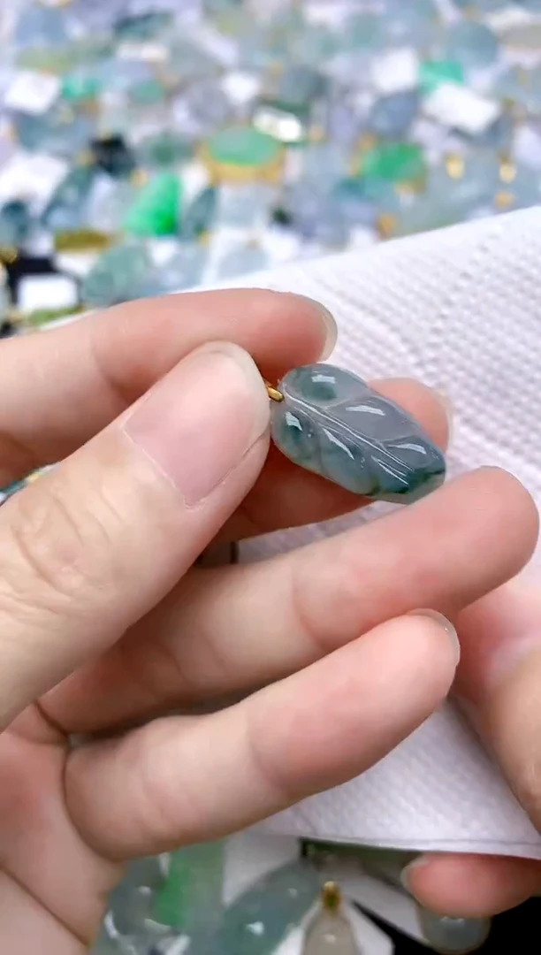 颈饰银S925镶嵌翡翠天然A货翡翠