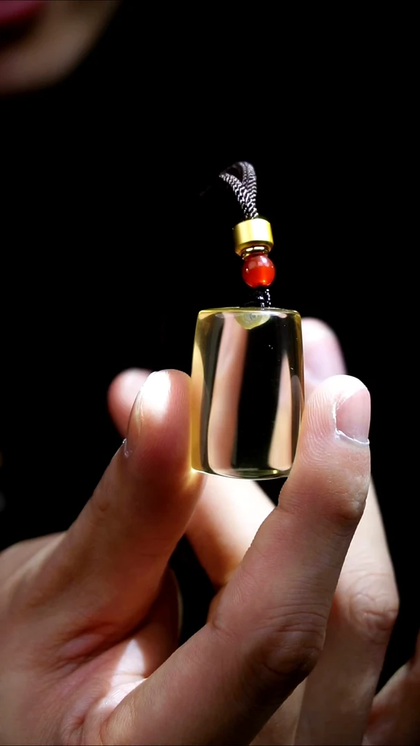 吊坠(赠链)未镶嵌水晶水晶