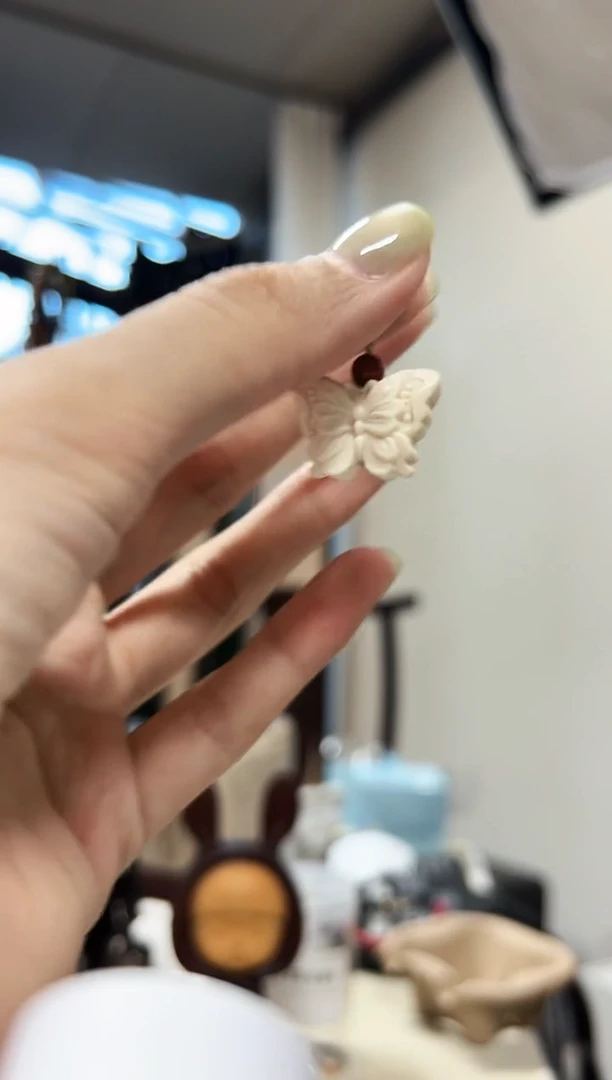 贝壳手串/手链丫丫蝴蝶吊坠