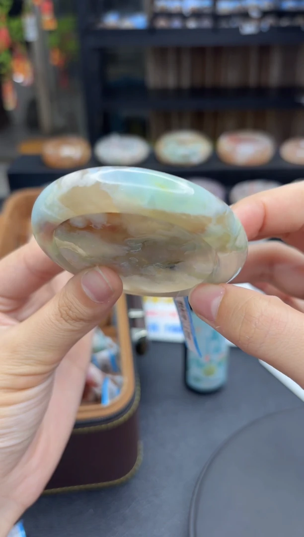 【闪购商品】石英质玉手镯未镶嵌178（56圈赠送镯心）
