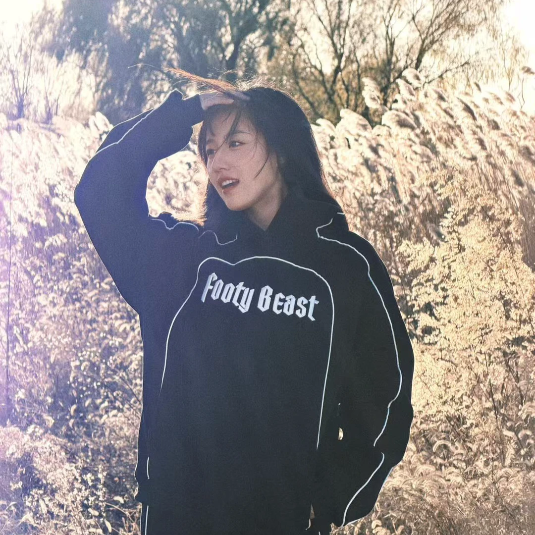 FOOTY BEAST黑色白条秋冬连帽滚线刺绣卫衣韩版宽松印花学生足球