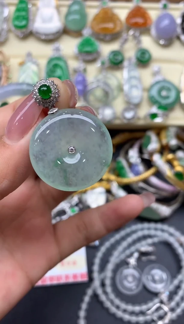 颈饰18K金镶嵌翡翠408-中国好珍宝