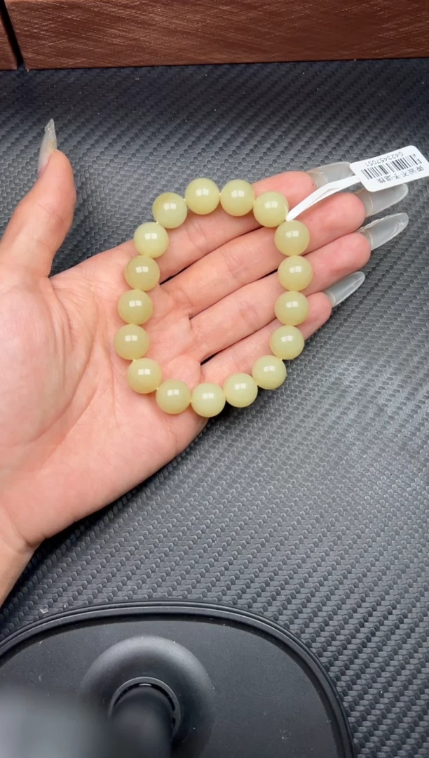 未镶嵌手串和田玉若羌微色差卡12手串JM