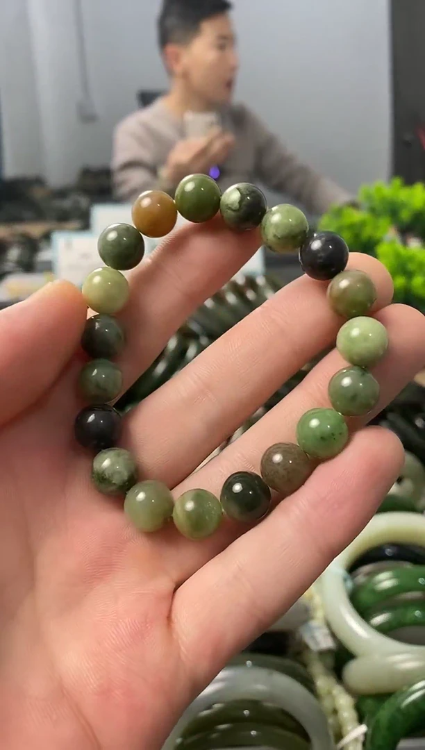 未镶嵌手镯和田玉10mm