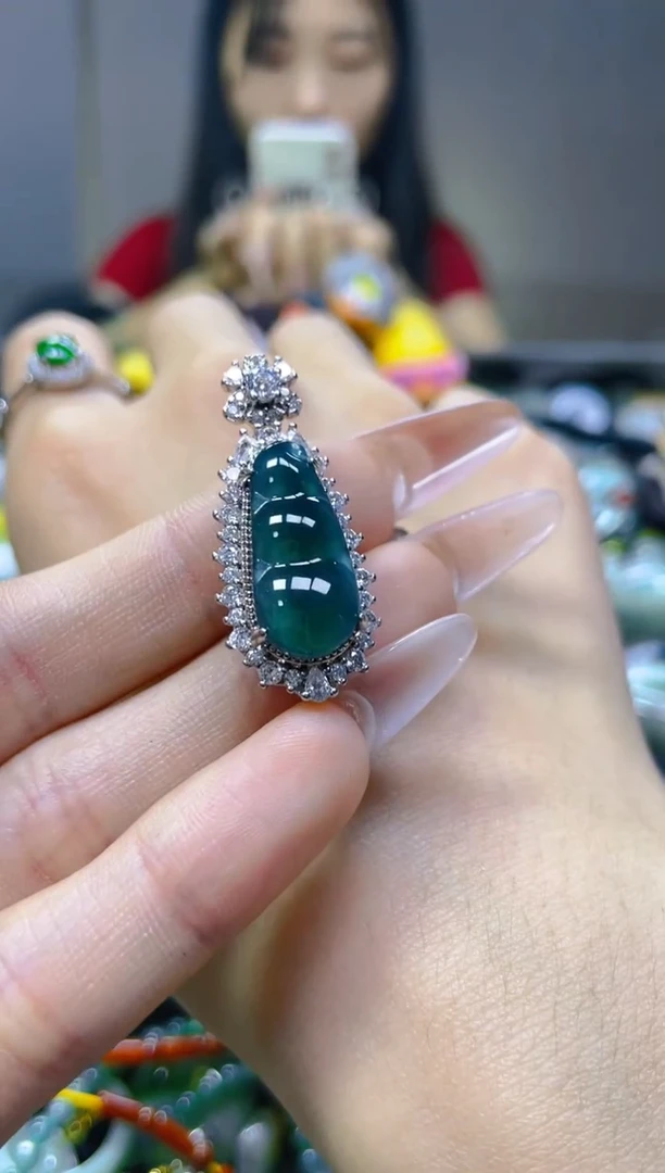 翡翠未镶嵌颈饰/Y/翡翠A货一图一物