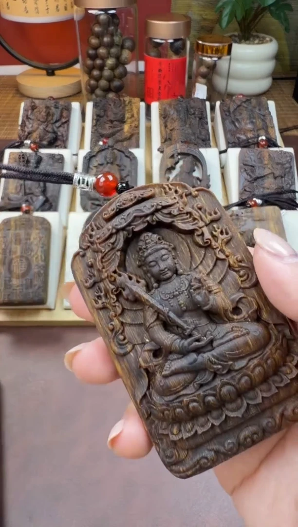 木木雕款芽庄  十二生肖守护  牛虎 虚空藏  8cm 送个养香瓶