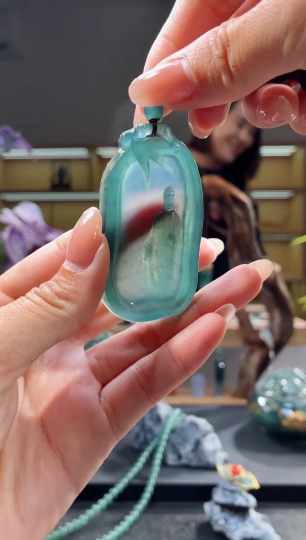 吊坠(不含链)未镶嵌翡翠观音