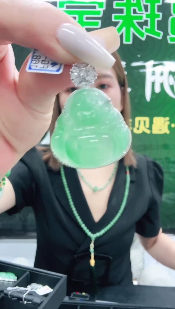 未镶嵌1石英质玉（非洲翠）/6369