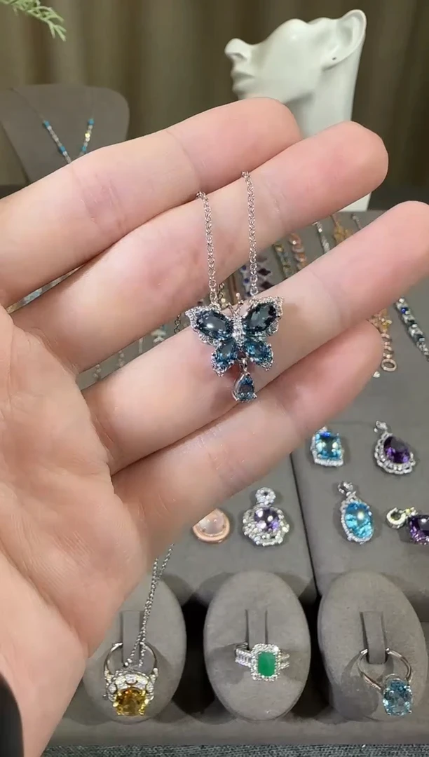 颈饰银S925镶嵌托帕石17mm伦敦蓝套链