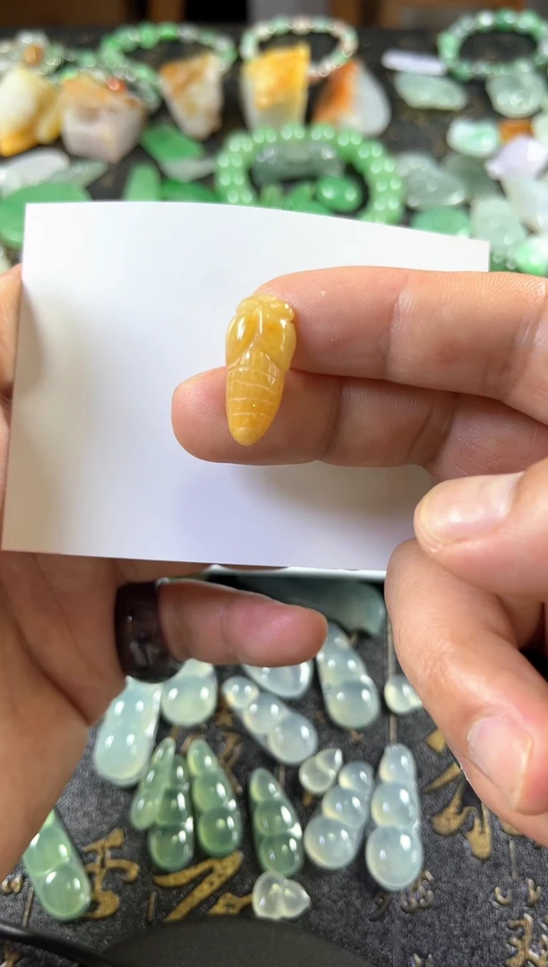 定制翡翠未镶嵌黄翡玉米