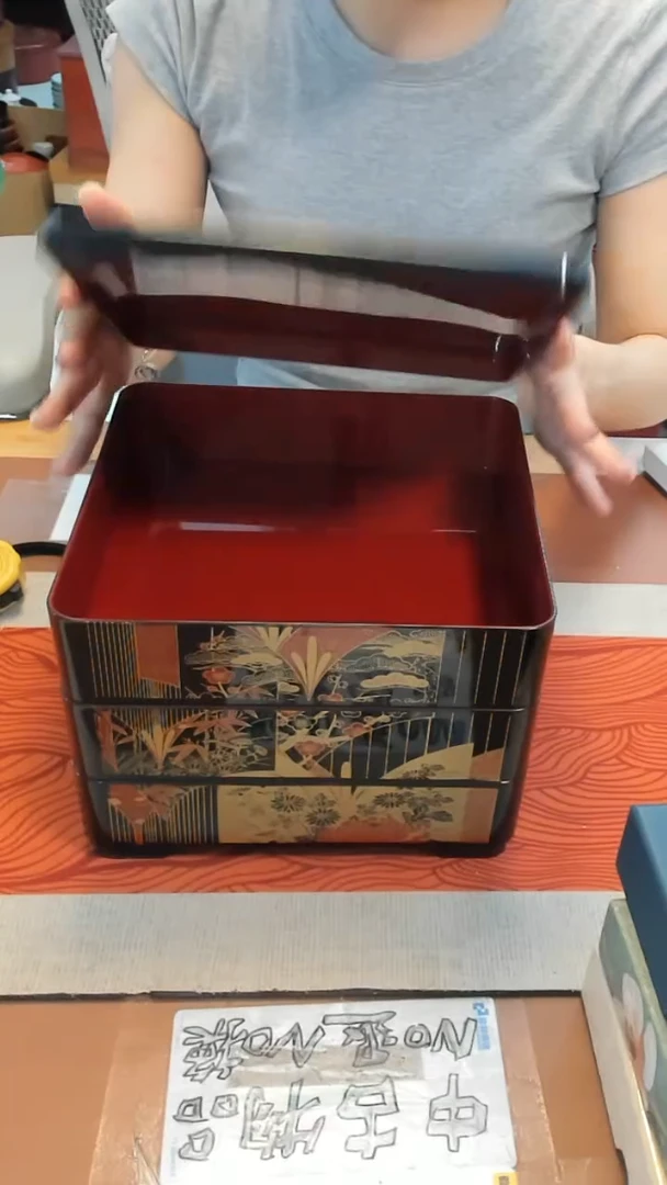 瓷片好漂亮的瓷器呀......