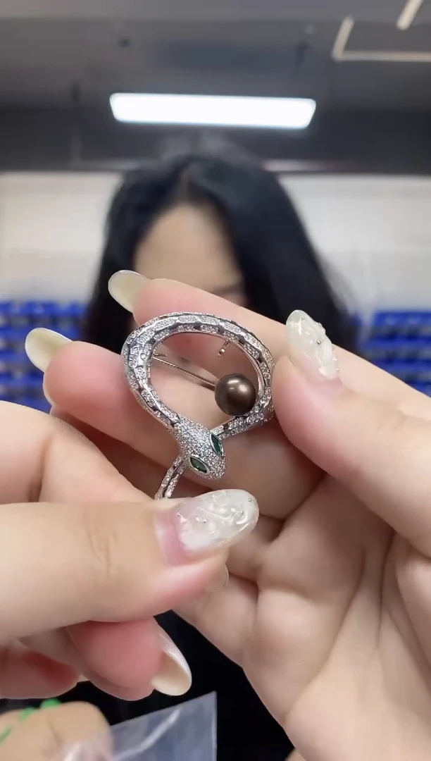 【闪购商品】海水珍珠颈饰未镶嵌多样性发其一颜色微差