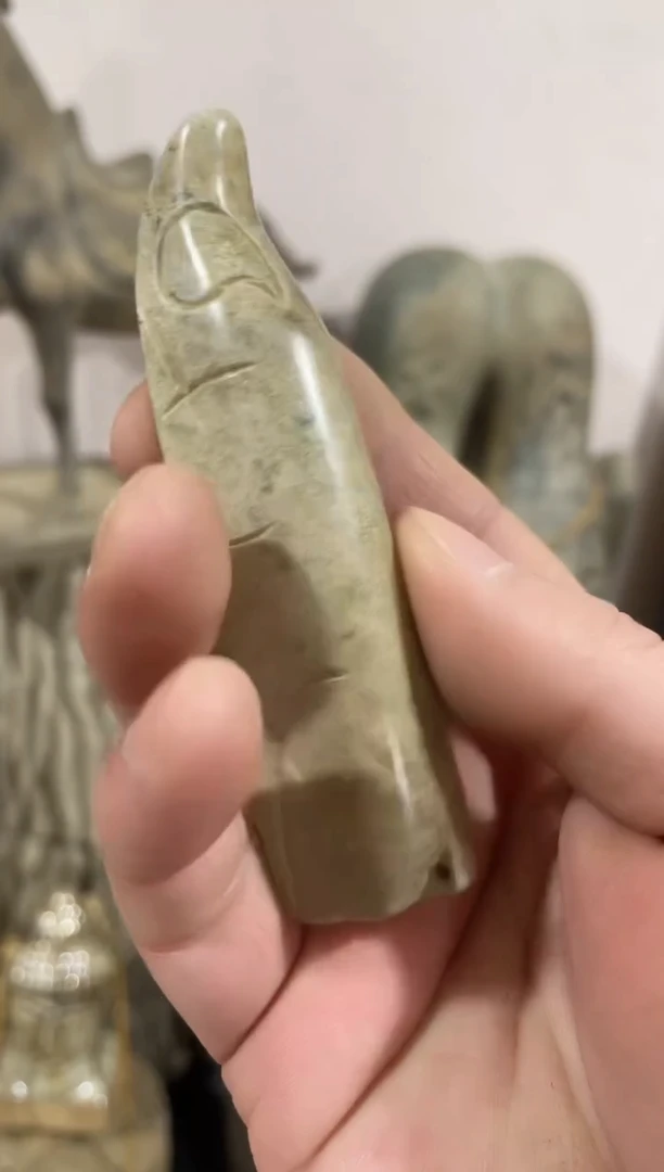 未镶嵌和田玉（糖玉）挂件1