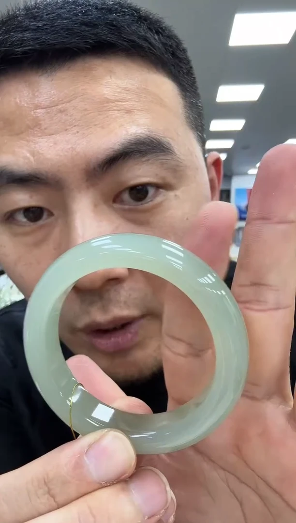 未镶嵌手镯和田玉51山流水619