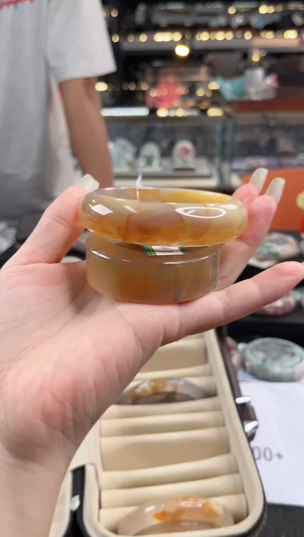 未镶嵌手镯石英质玉60圈口 （赠品镯心）302643